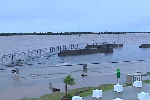 Rio Guaíba atinge 3,17 metros, maior nível desde enchente histórica de Porto Alegre em 1941