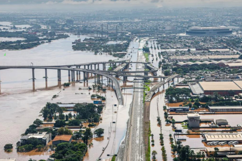 Governador RS estima R$ 14 bilhões de perda de arrecadação por enchentes